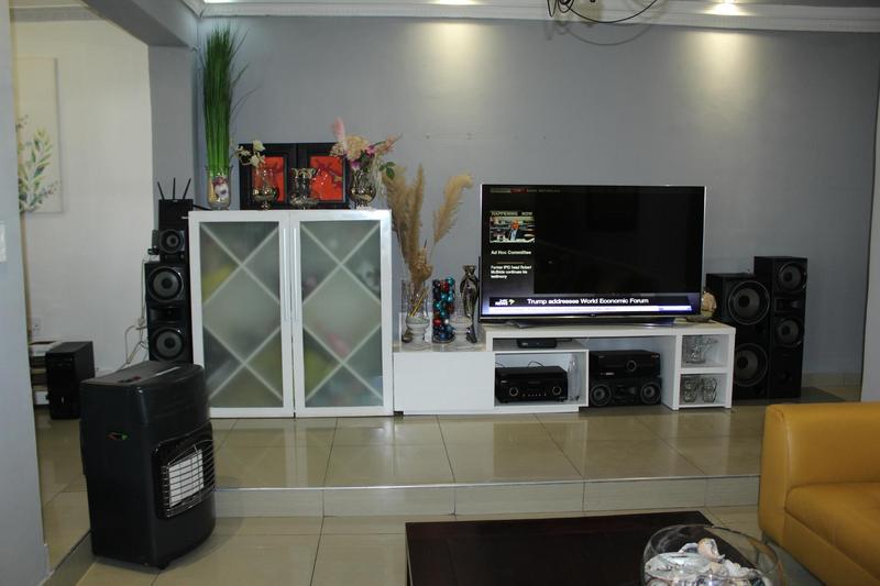 2 Bedroom Property for Sale in Parow Western Cape